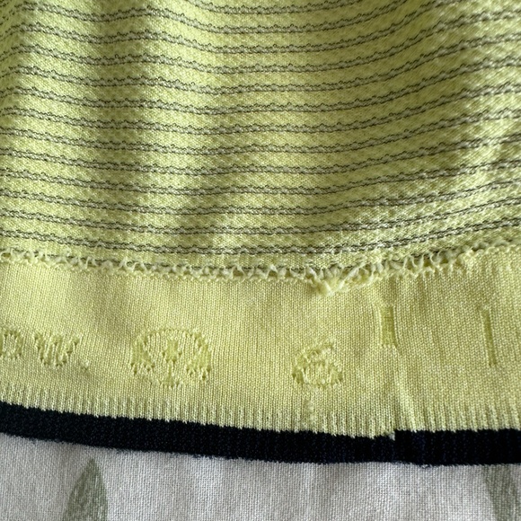 Lululemon Swiftly Tech Long Sleeve - Picture 4 of 4